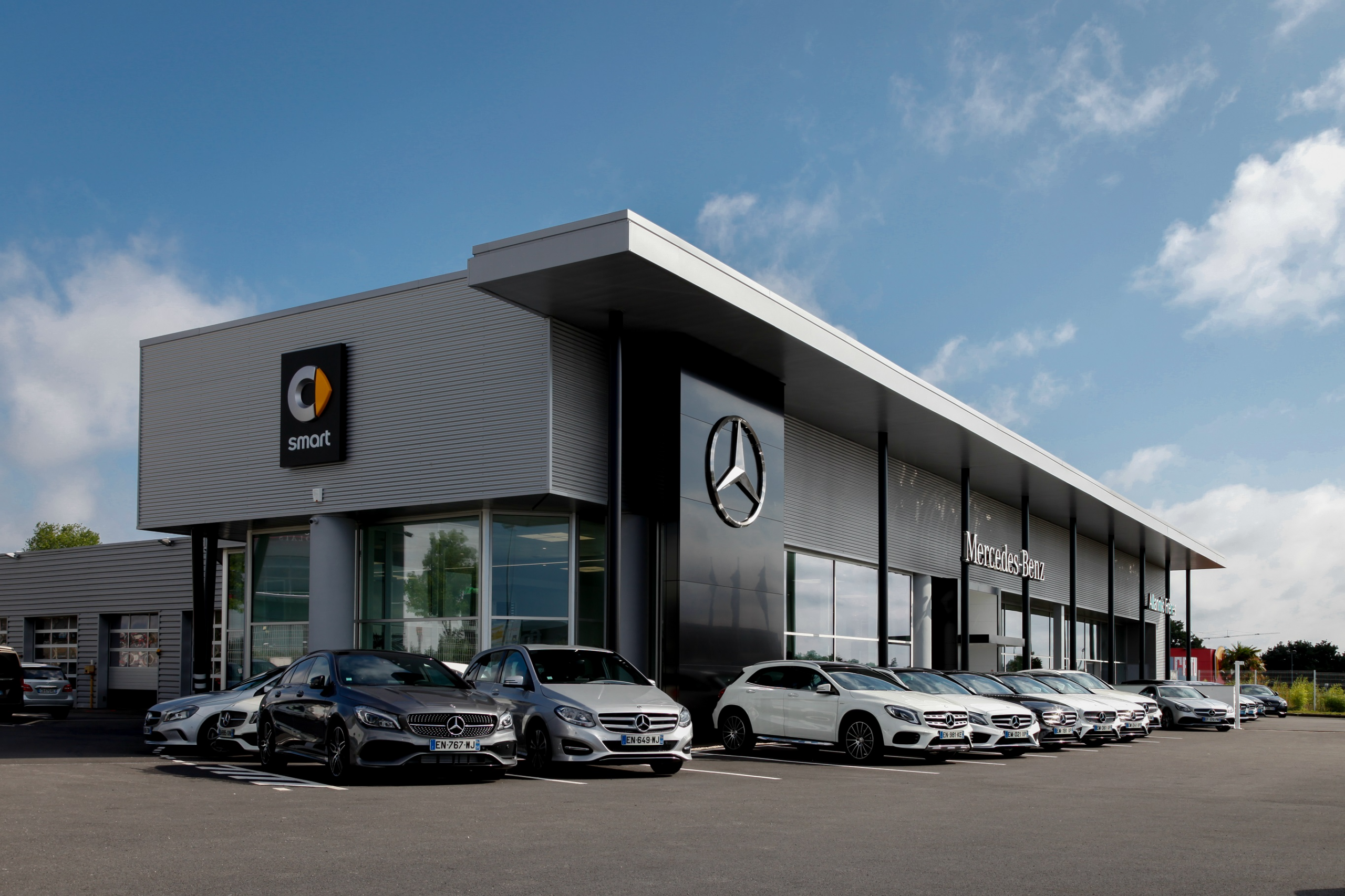 Concessionnaire Automobile